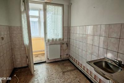 Apartament 2 camere Tiglina III stradal - 2