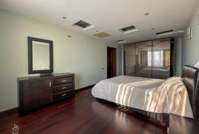 Duplex cu 11 camere cu Teren 1130 Mp în Pantelimon - 4