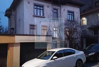 Casa interbelică Demisol+Parter, 9 camere - zona Centrul Istoric - 7