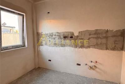 Casă cu 3 camere cu Teren 150 Mp în Central - 3