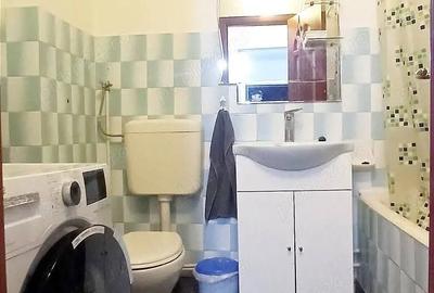 Apartament cu 2 camere decomandat în Micro 17 - 1