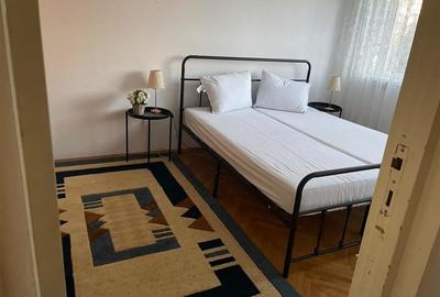Apartament de 2 camere in zona Garii cu parcare