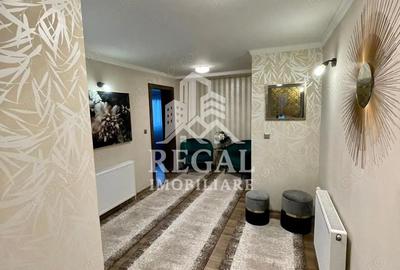 Casă cu 4 camere cu Teren 3700 Mp în Peștișu Mare - 1