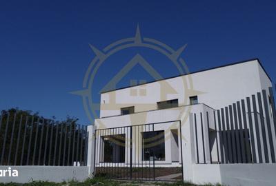 Casă cu 5 camere cu Teren 600 Mp în Balotești