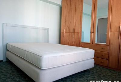 Apartament cu 2 camere decomandat în P-ța Victoriei - 3