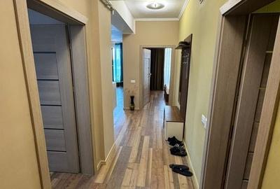 Apartament 3 camere Faleza Nord decomandat - 8