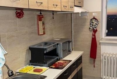 Apartament cu 2 camere semidecomandat în Giurgiului