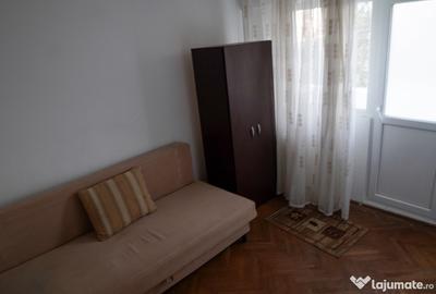 Apartament 4 camere, decomandat, etaj intermediar, zona Republicii - 4