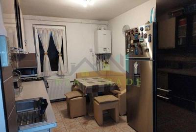 Apartament 4 camere decomandat Tractorul - 3