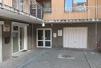 2 camere CENTRU 40 mp Sub preț 2800 euro mp 2 camere CENTRU 40 mp Sub preț 2800 euro mp - 3