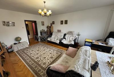 Apartament cu 3 camere decomandat, mobilat în Simion Bărnuțiu - 5