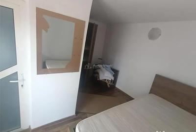 Casă cu 16 camere cu Teren 694 Mp în Central - 5