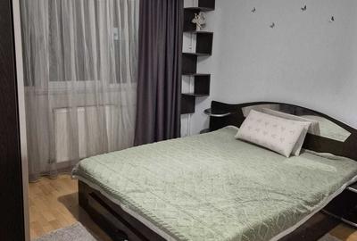 Apartament cu 3 camere decomandat, mobilat în Basarabia - 1