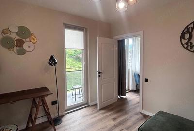 Apartament cu 3 camere semidecomandat în Central - 7