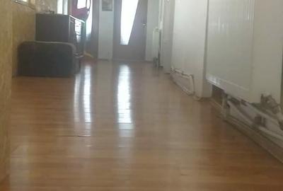 Casă cu 4 camere cu Teren 450 Mp în Central - 5