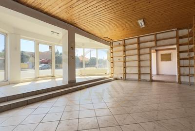 Spatiu de Inchiriat 184 mp, curte 280 mp, B-dul 25 Oct - Carei - 4