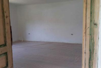 Teren de 93 mp, în Densuș - 3