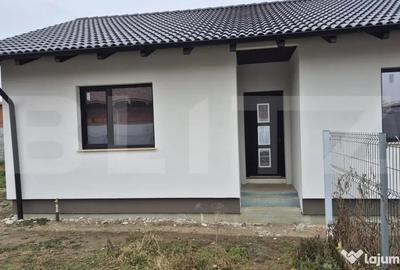 Casă cu 4 camere cu Teren 400 Mp în Vetiș - 3