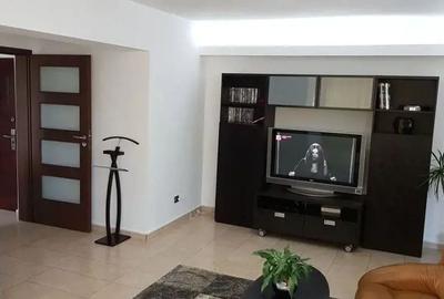 Apartament cu 2 camere semidecomandat, mobilat în Floreasca