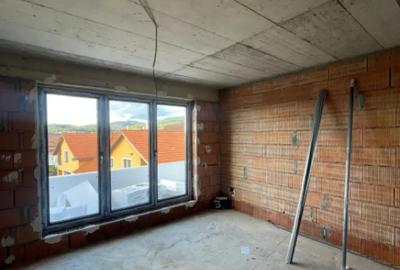 Apartament cu 2 camere semidecomandat în Independenței - 3