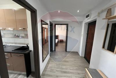 Apartament cu 2 camere de inchiriat- zona ultracentrala- 9 Mai - 3