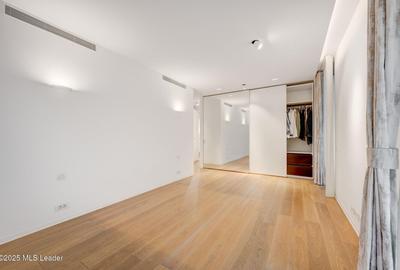 Apartament 3 dormitoare in One Charles de Gaulle - 13