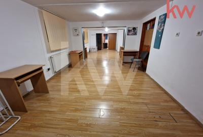 Spatiu de inchiriat zona centrala, 70 mp, demisol - 1