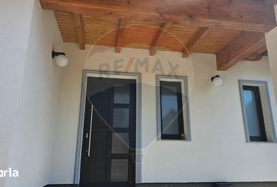 Casă cu 3 camere cu Teren 300 Mp în Central - 9