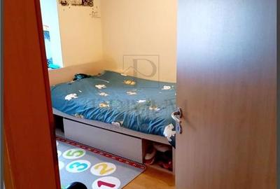 Aradului - 3 camere - decomandat - centrala proprie - ETAJ 2 - 9