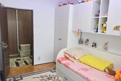 Inchiriez apartament 3 camere decomandat in Deva, zona I, Maniu - 15