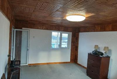 Casă cu Teren 1050 Mp în Inotești - 2