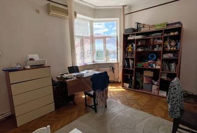 Casa / Vila cu 9 camere de vanzare in zona Peninsula - 10