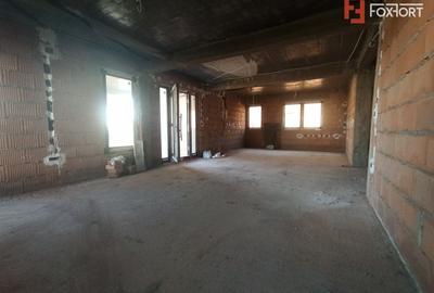 Casă individuală cu 7 camere cu Teren 600 Mp în Moșnița Nouă - 4