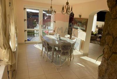 Casa / Vila de lux cu 5 camere de vanzare - 6