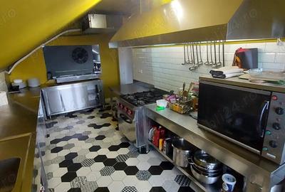 PF dau in chirie spatiu la mansarda 250 mp pt birouri cu bucatarie profesioanala - 4