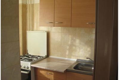 Garsonieră semidecomandată în Central