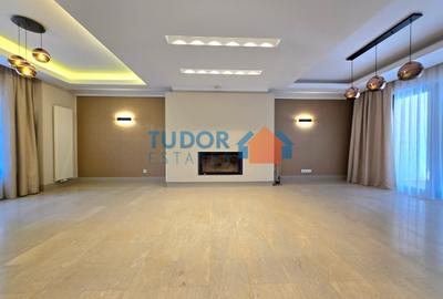 Beautiful Freshly Renovated 3 Bedroom Villa in Oxford Gardens - 3