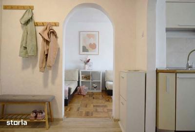 Apartament cu 3 camere în Micro 6 - 2