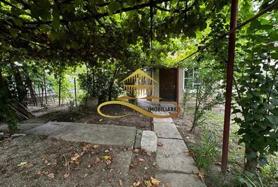 Casă individuală cu 4 camere cu Canalizare în CFR - 3