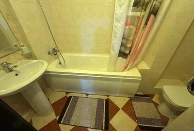 Garsonieră decomandată în Astra