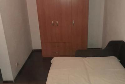 Garsoniera Pia?a Gorjului - 5