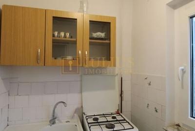 St. Invatatorului, o camera, perfect pentru o persoana sau cuplu. - 5