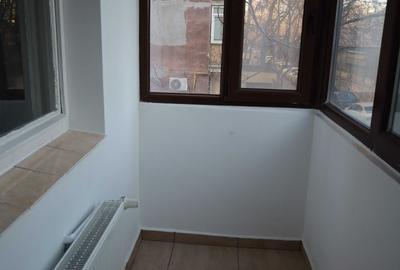 Apartament cu 2 camere decomandat în Gorjului - 2