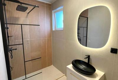 Apartament cu 3 camere în Luna - 7