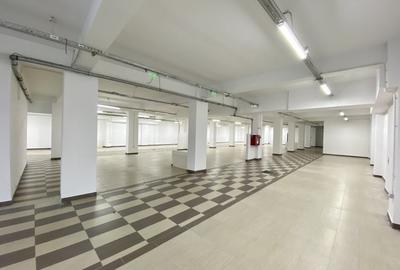 Spatiu stradal cu destinatie comercială - 6