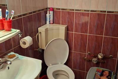 Apartament cu 4 camere decomandat în Titan - 4