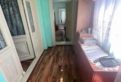 Casă cu 4 camere cu Teren 2225 Mp în Țigănești - 8