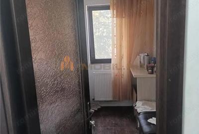 Apartament cu 2 camere semidecomandat în Podu Roș