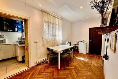 Apartament cu 2 camere decomandat în Cetatea - 12