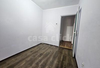 Apartament cu 3 camere decomandat în Micro 16 - 8